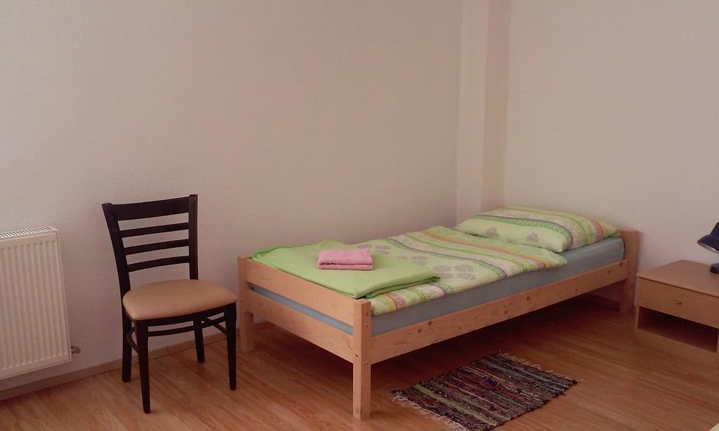 Apartment Laura Gracac  ภายนอก รูปภาพ